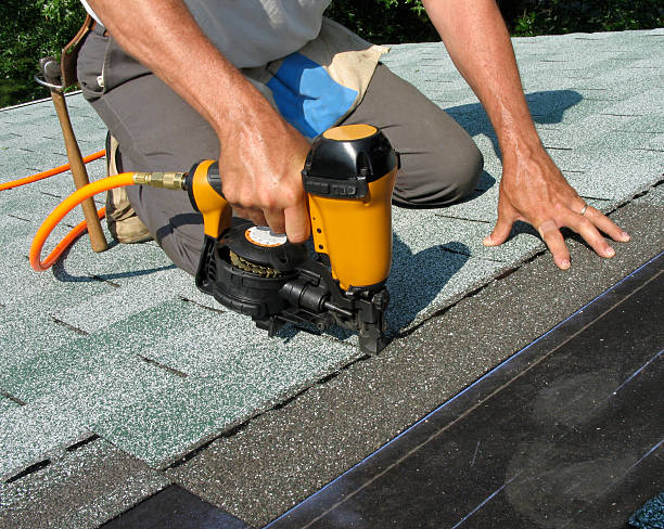 Best Flat Roof Repair Services  in Alburtis, PA